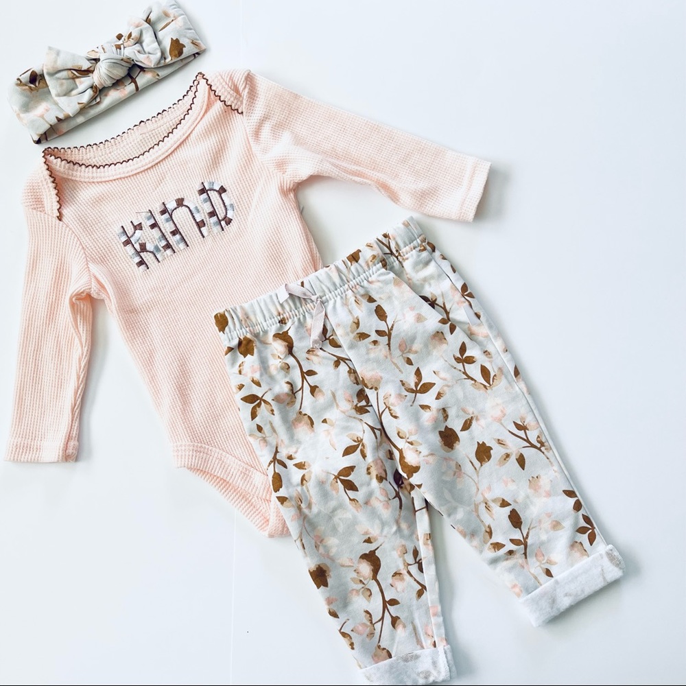 Tahari Baby 3 Piece Set